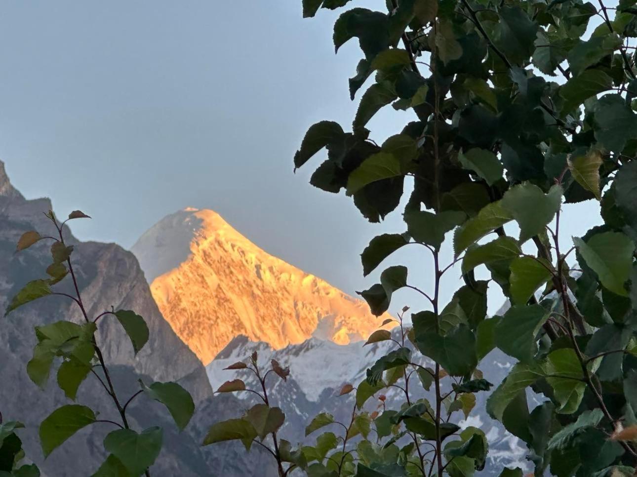 Old Hunza Inn Karimabad  エクステリア 写真